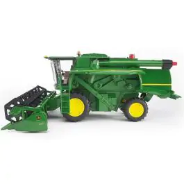 Kombajn J.D. T670i BRUDER