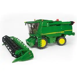 Kombajn J.D. T670i BRUDER