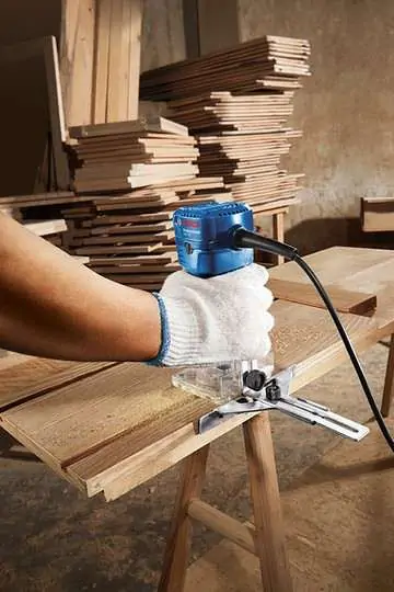 Glodalica za ivice GKF 550 Bosch