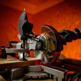 Akumulatorska potezna testera VMS 18520 FUSE Villager