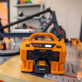 Akumulatorska vazdušna pumpa VAT 1220 FUSE Villager