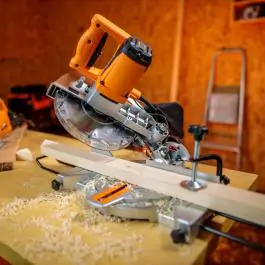 Stona kružna testera VMS 1100-210 Villager