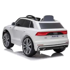 Dečiji auto na akumulator licencirani Audi Q8 Beli