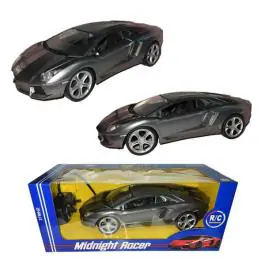 Sportski auto sa daljinskim upravljačem