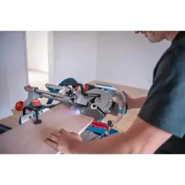 Akumulatorska potezna stacionarna testera, ger Bosch GCM 18V-216 D solo bez baterija i punjača, 0601B51000