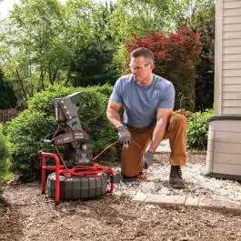 Inspekcijska kamera RIDGID SeeSnake® Compact M40 sa TruSense® tehnologijom