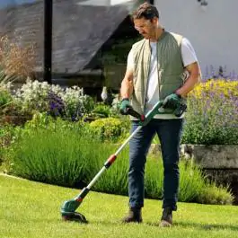 Bosch UniversalGrassCut 18V-26-500 Akumulatorski trimer za travu