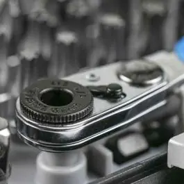 Hogert HT1R460 set bitova 33 komada