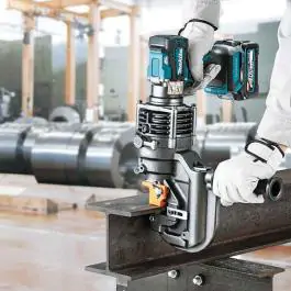 Akumulatorski probijač rupa PP001GZK 40V XGT Makita