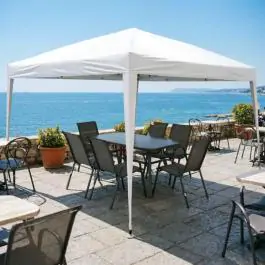 Sklopivi paviljon za dvorišta 3x3m beli